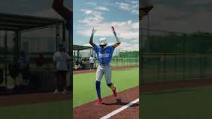 Video post by @eastonbaseballsoftball on YouTube