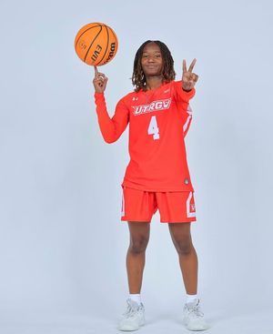 Image post by @UTRGVwbb on Facebook