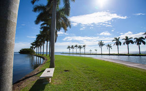 Image post by @deeringestate on Instagram