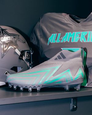 Image post by @adidasfballus on Instagram
