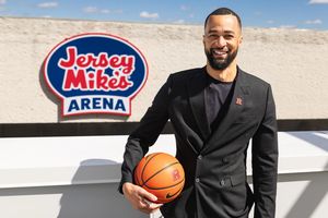 Image post by @dakmoyer on Instagram