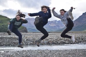Image post by @putneystudenttravel on Facebook