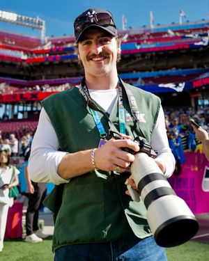 Image post by @nflmx on Instagram