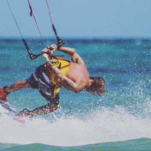 Image post by @playadelcarmenkiteboarding on Instagram
