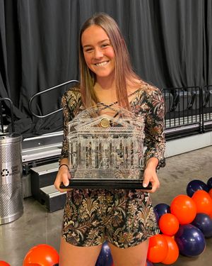 Image post by @UVAFieldHockey on Twitter