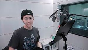 Video post by @weareoneexo on YouTube