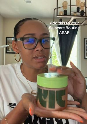 Video post by @wild_mahogany on TikTok