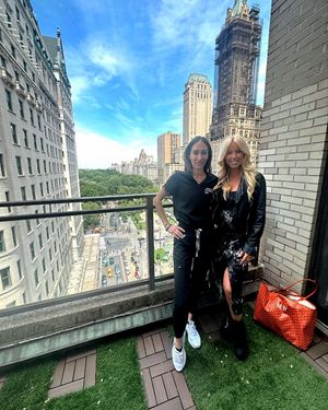 Image post by @downtownchicmoms on Instagram