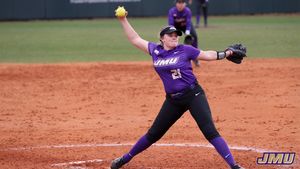 Image post by @JMUSoftball on Twitter