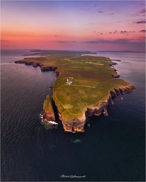 Image post by @thewildatlanticway on Instagram