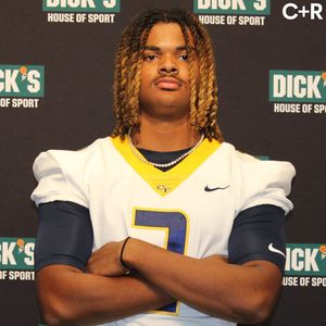 Image post by @carolinarecruits on Instagram