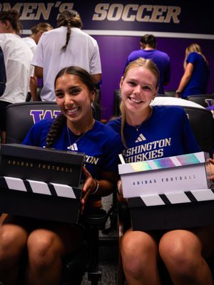 Image post by @uw_wsoccer on Instagram