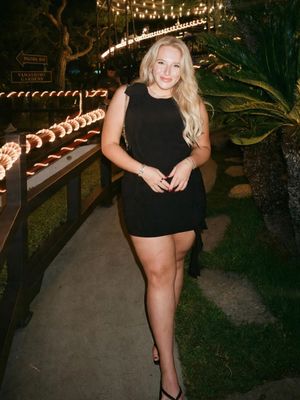 Image post by @collectivelykaitlyn on Instagram