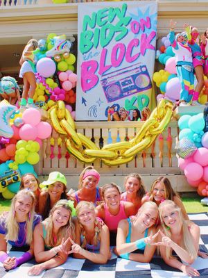 Image post by @uapanhellenic on Instagram