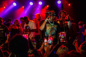 Image post by @splashlifebooking on Instagram