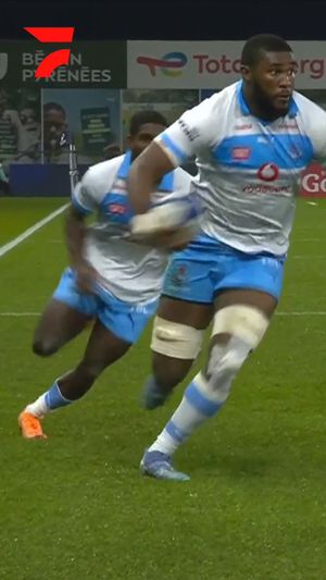 Video post by @FloRugby on Facebook