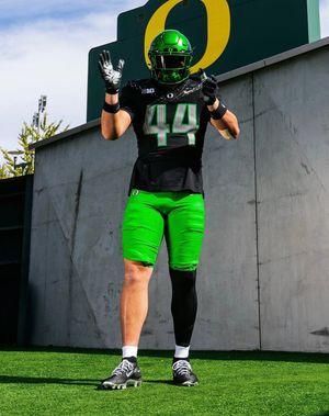 Image post by @uniswag on Instagram
