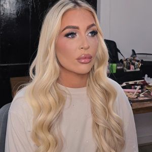 Image post by @naomilouisemakeup on Instagram
