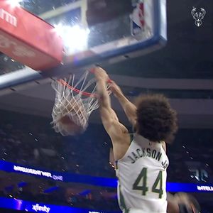 Video post by @milwaukeebucks on Facebook