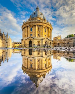Image post by @oxford_uni on Instagram
