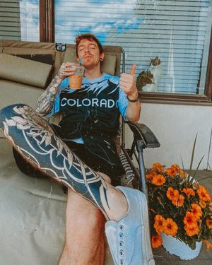 Image post by @SaidTheSky on Twitter