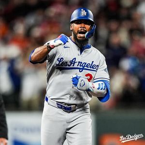 Image post by @losdodgers on Instagram