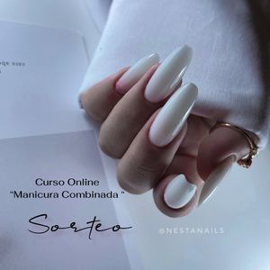 Image post by @nestanails on Instagram