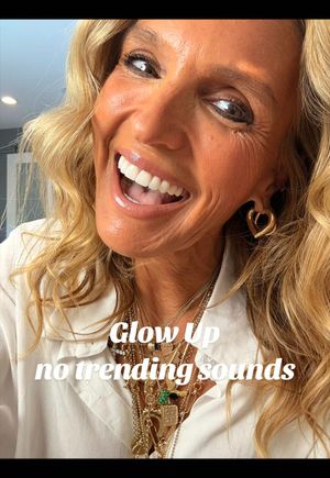 Video post by @shop.with.caroline on TikTok