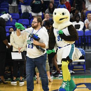 Image post by @azultheeagle on Instagram