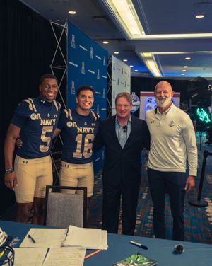 Image post by @navyfb on Instagram