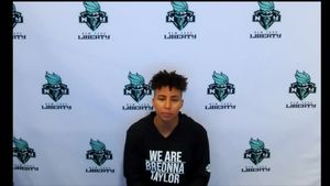 Image post by @nyliberty on Facebook