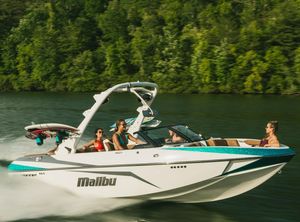 Image post by @malibuboats on Instagram