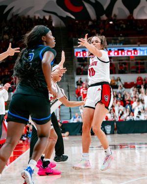 Image post by @packwomensbball on Instagram