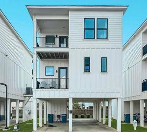 Image post by @mybeachgetaways on Instagram