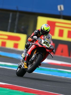 Image post by @worldsbk on Instagram