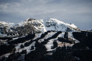 Image post by @whistlerblackcomb on Instagram