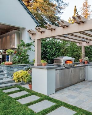 Image post by @kalamazoogrills on Instagram