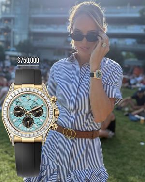 Image post by @celebwatchspotter on Instagram