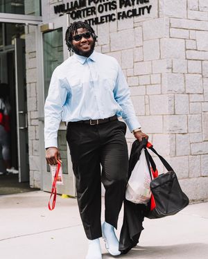 Image post by @__b99r on Instagram