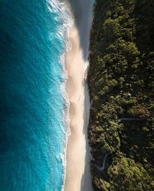Image post by @dronepals on Instagram