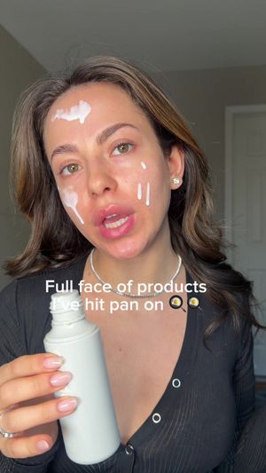 Video post by @anyaweitz on TikTok