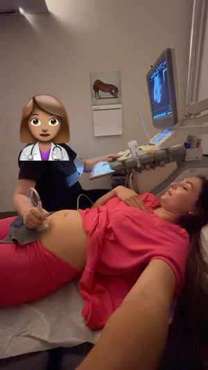 Video post by @sabrinanoellee on Instagram