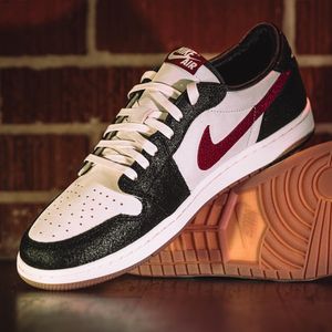 Image post by @ou_football on Instagram