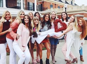 Image post by @uapanhellenic on Instagram