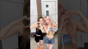Video post by @itzy on YouTube