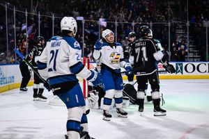 Image post by @ColoradoEagles on Twitter