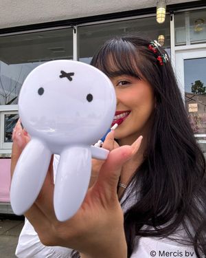 Image post by @thecremeshop on Instagram