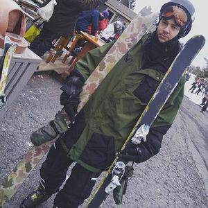 Image post by @j_skis on Instagram