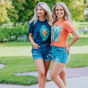 Image post by @shopfillyflair on Instagram