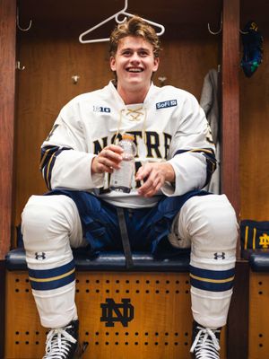 Image post by @nd_hockey on Instagram
